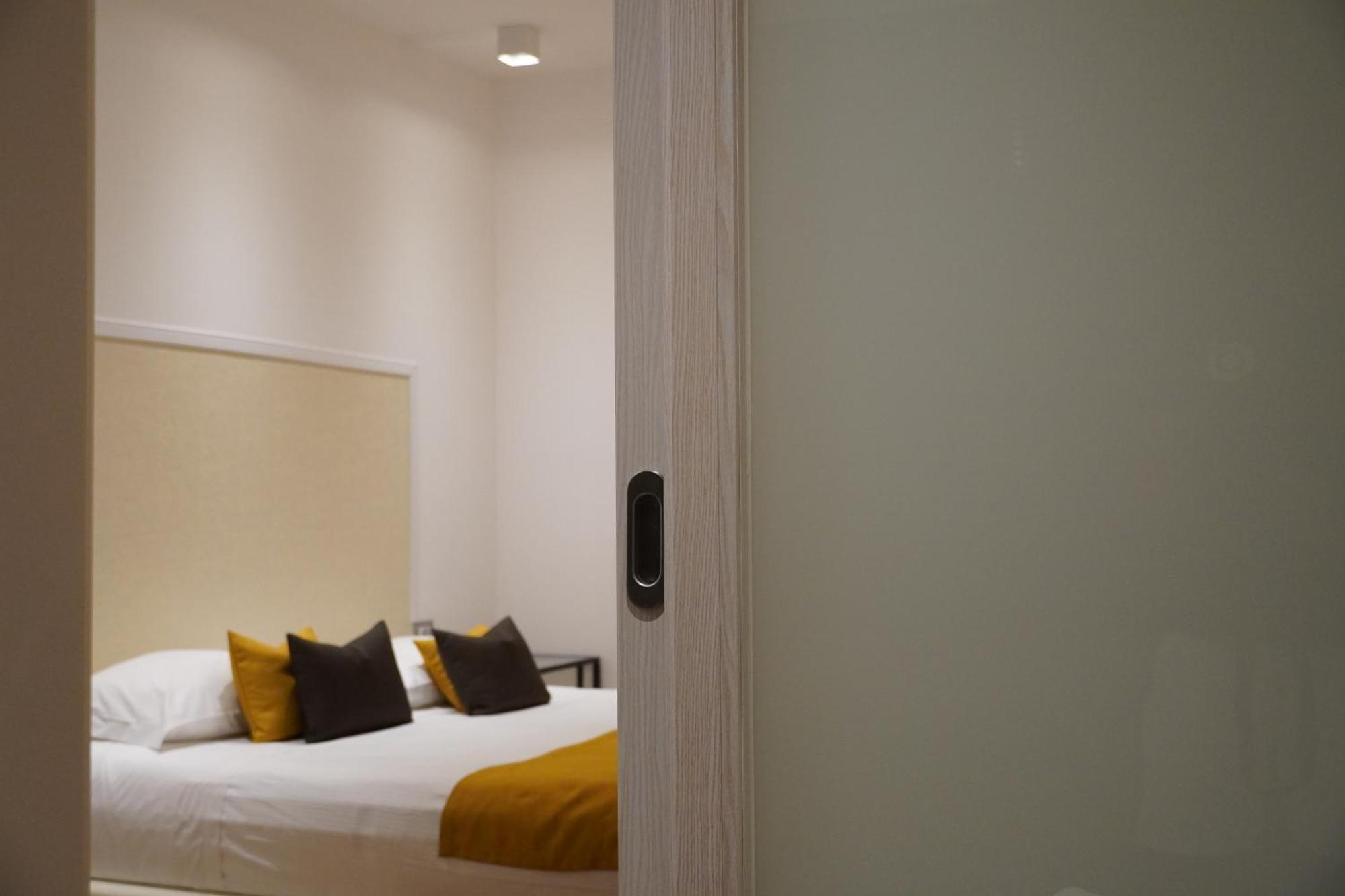 Hotel Ponti Angera Zewnętrze zdjęcie