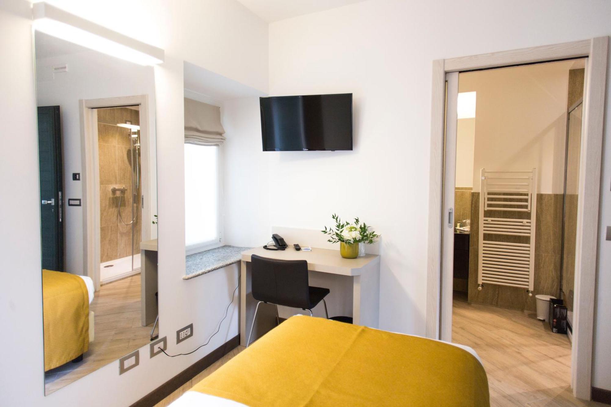 Hotel Ponti Angera Zewnętrze zdjęcie