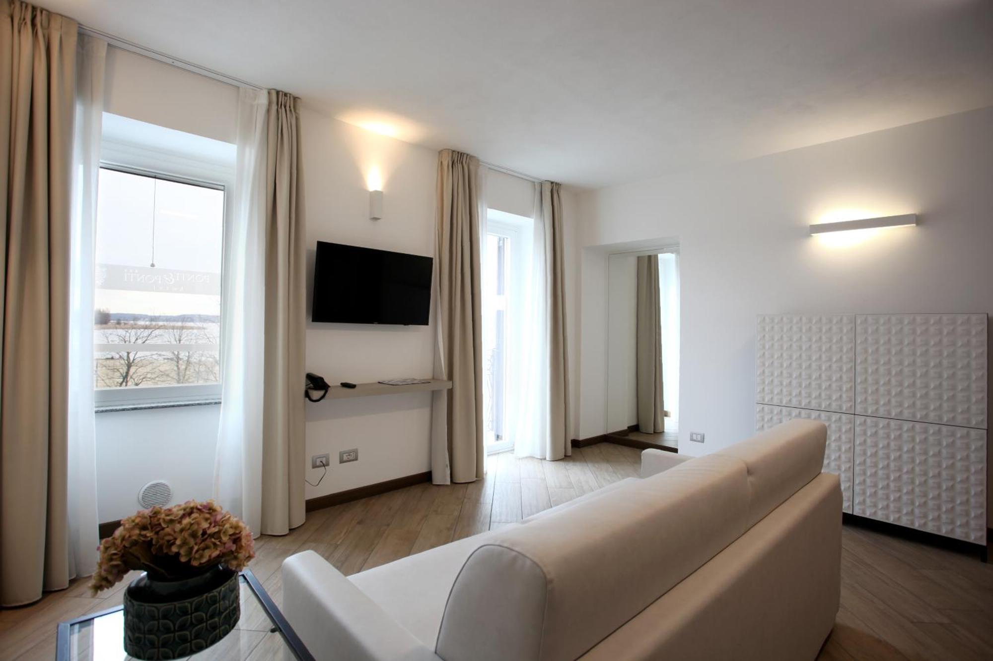 Hotel Ponti Angera Zewnętrze zdjęcie