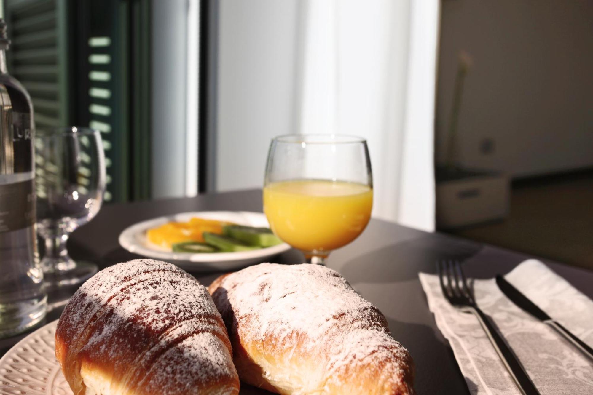 Hotel Ponti Angera Zewnętrze zdjęcie